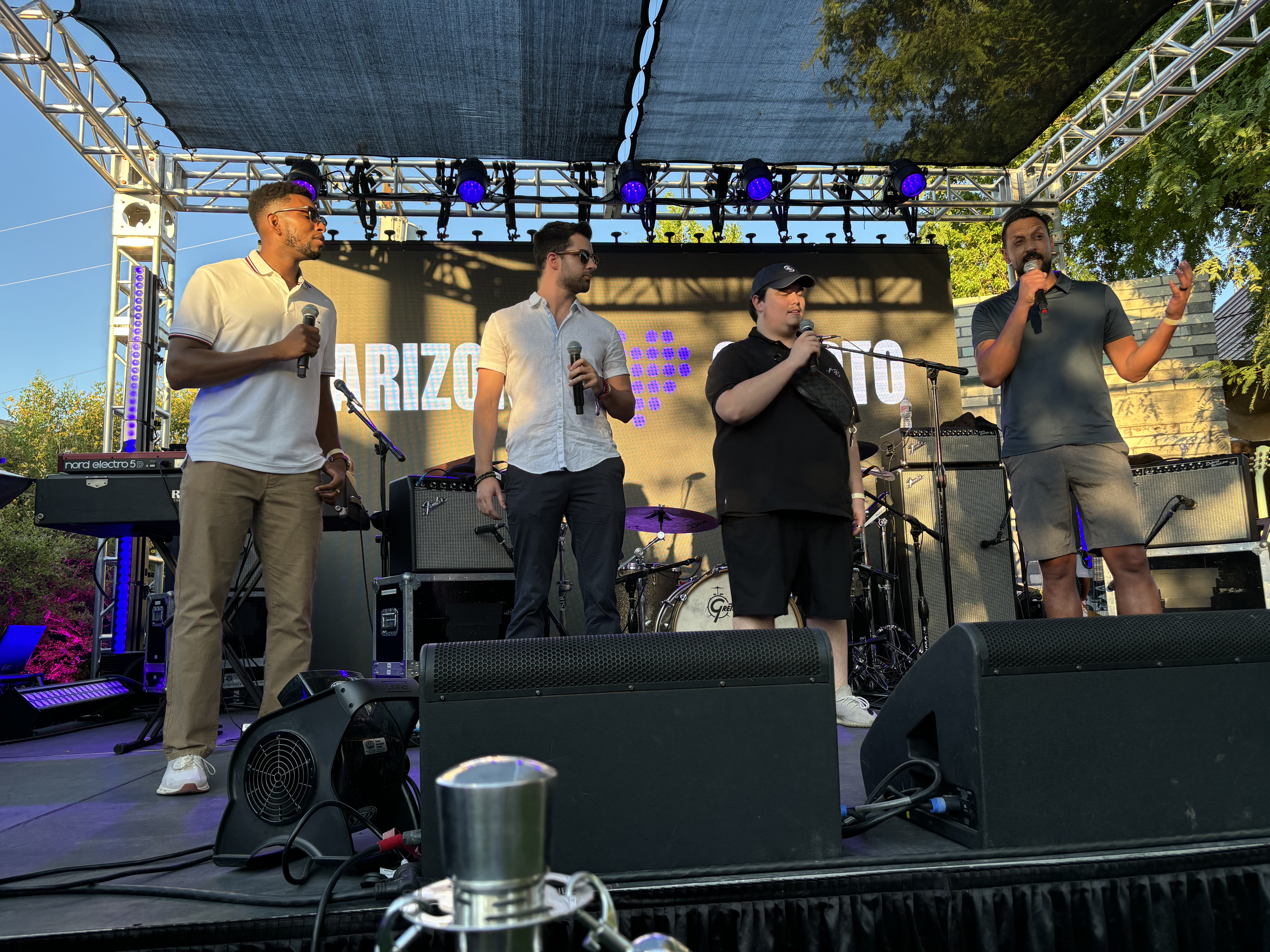 Politicians, Founders Motivate Crypto Voters on Day One of the America Loves Crypto Tour 2
