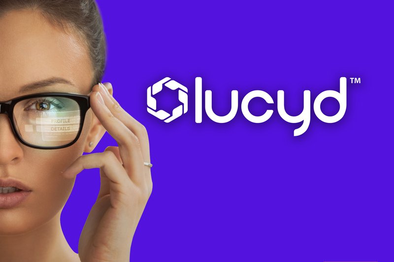 The Blue Ocean Strategy for AR Smartglasses 1